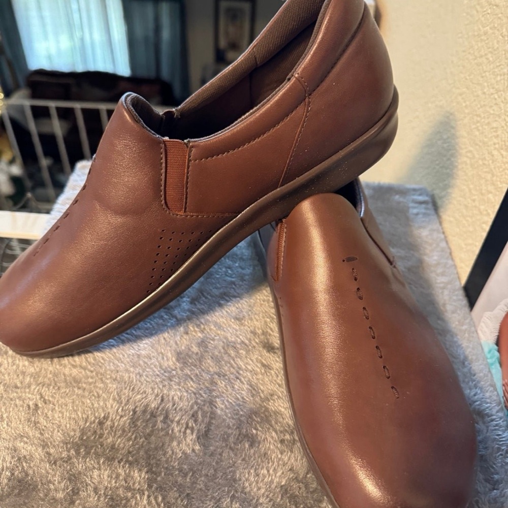 SAS orthopedic shoe size 10